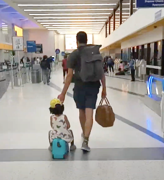 👀 Surviving Travel Chaos with Kids: Tips from a Fellow Parent